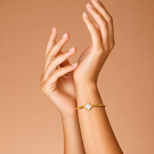 Dakota White Pearl Four-Leaf Clover Bracelet | Waterproof 18k Gold