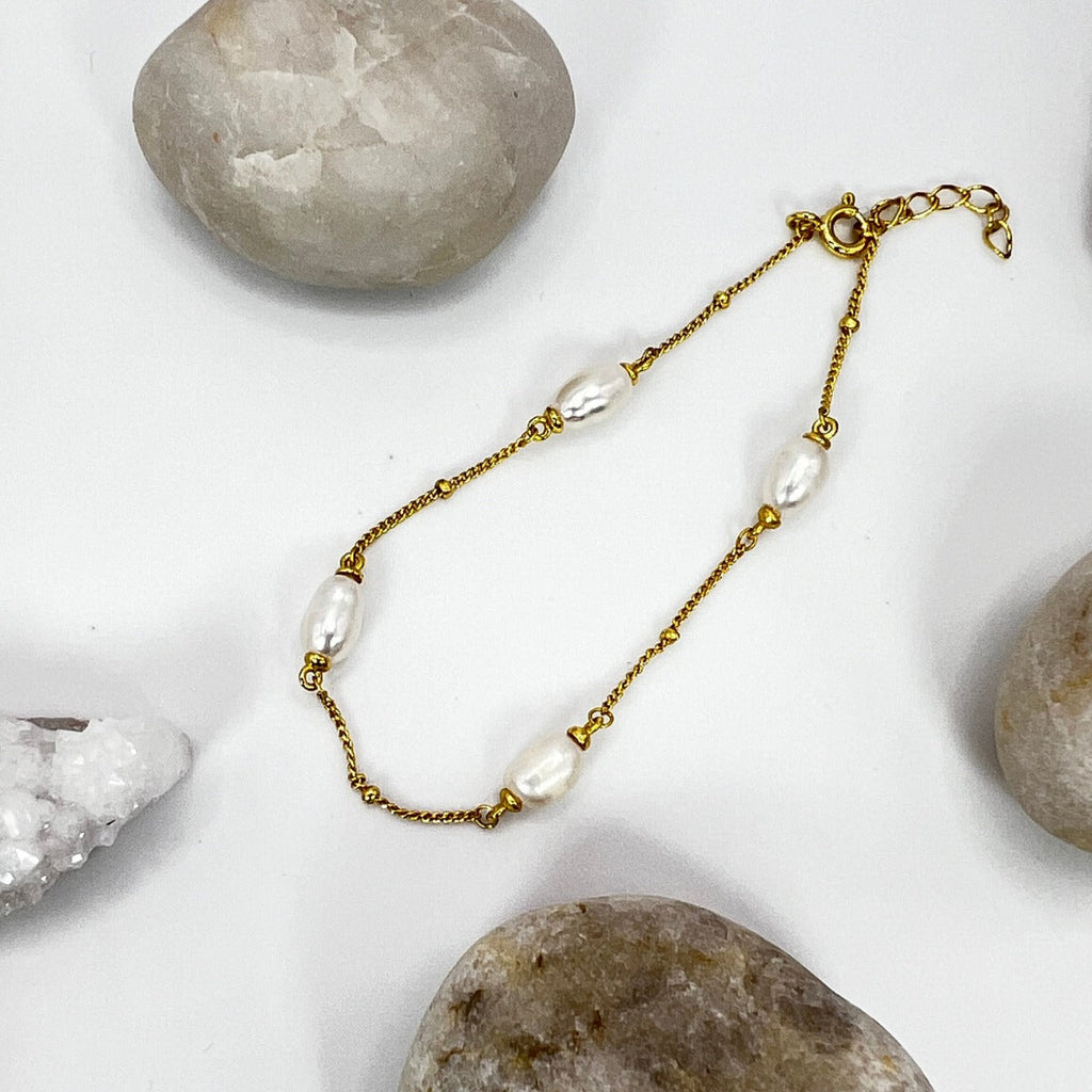 Nix Pearl Bracelet