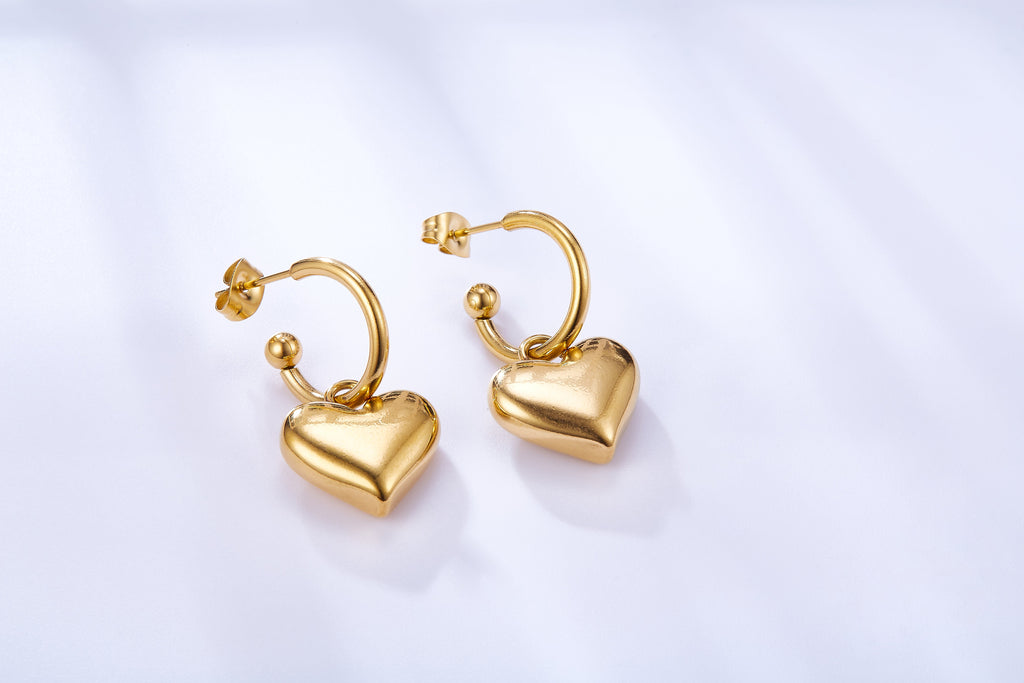 Calista Chunky Heart Hoops