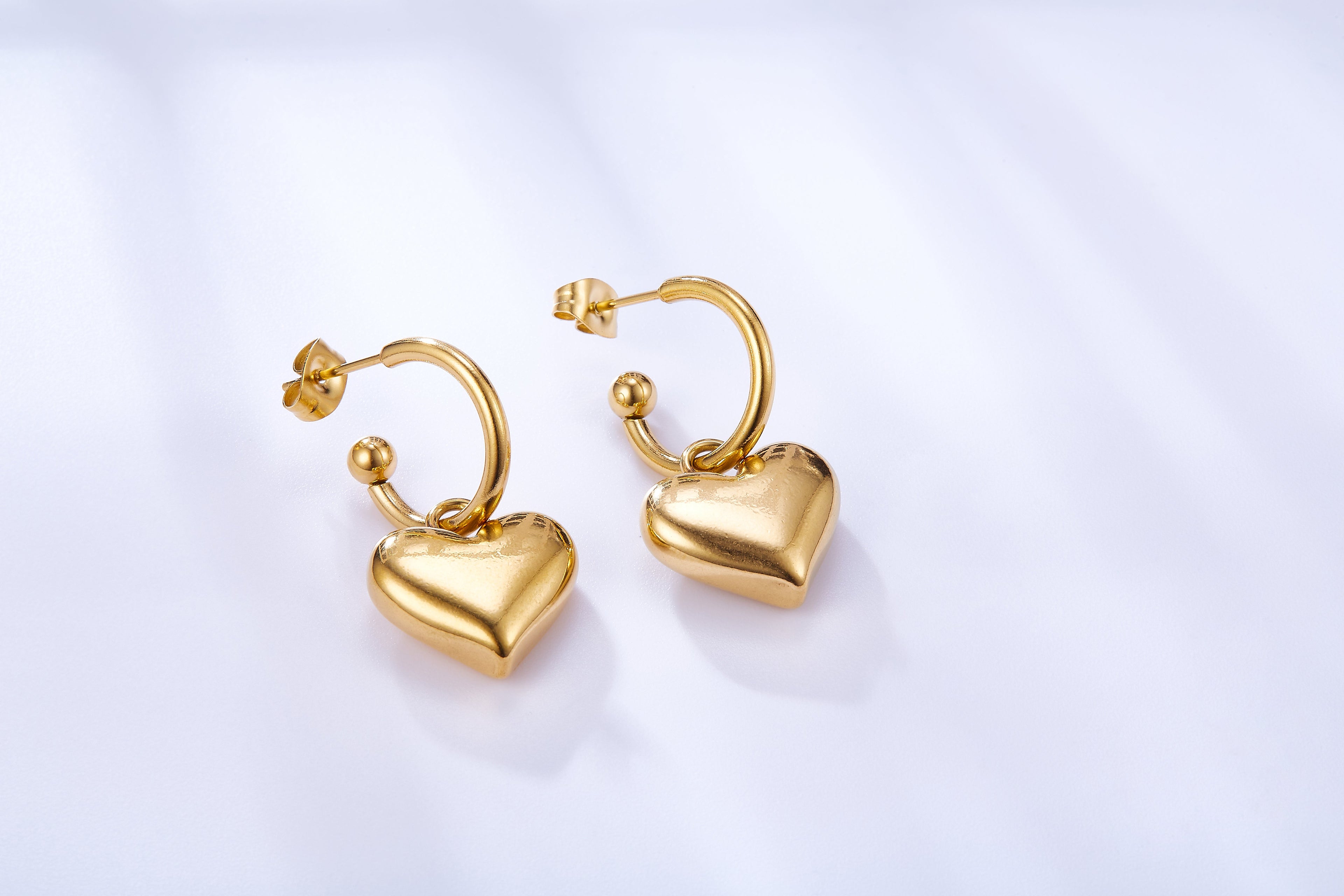 Calista Chunky Heart Hoops