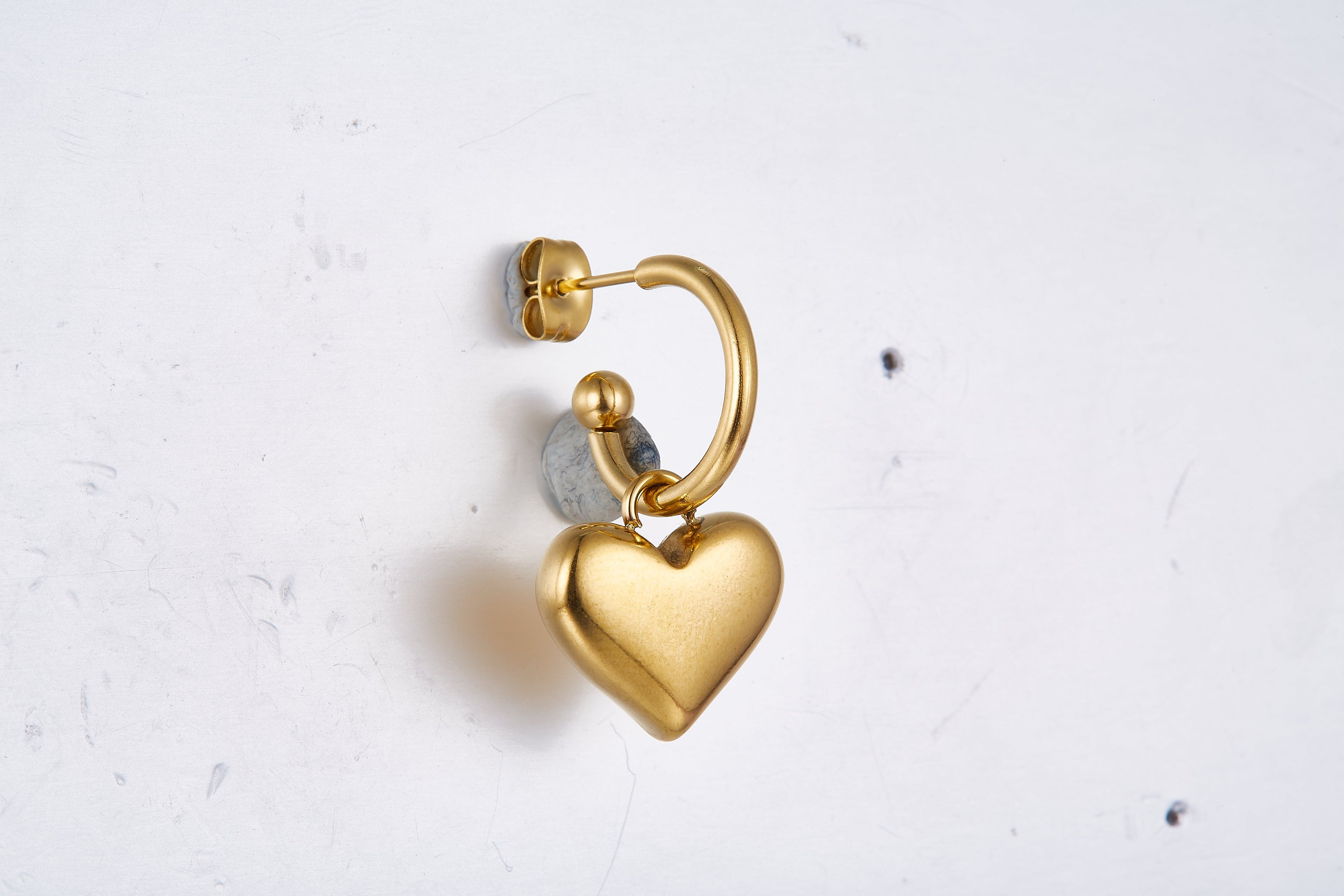 Calista Chunky Heart Hoops