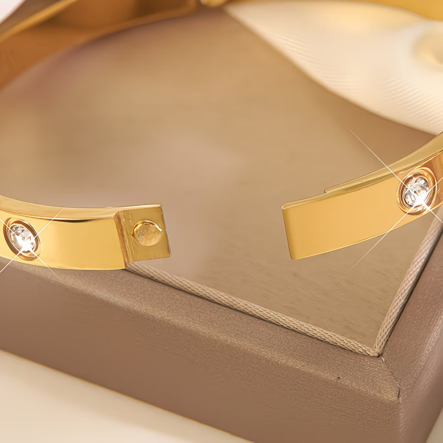 Roisin Engraved Clover & Stone Hinged Bangle Bracelet