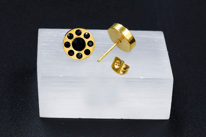 Ioná	Black Stone Round Studs