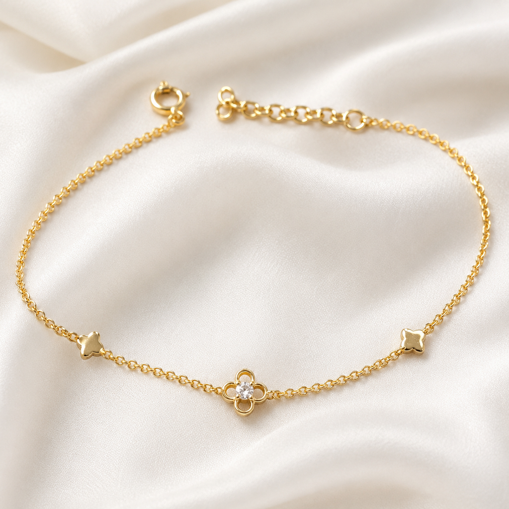 Bliss Clover and Crystals Bracelet- Gold