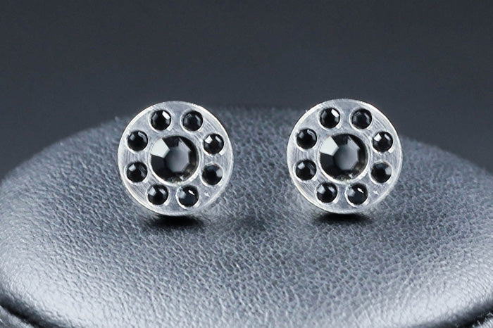 Ioná	Black Stone Round Studs