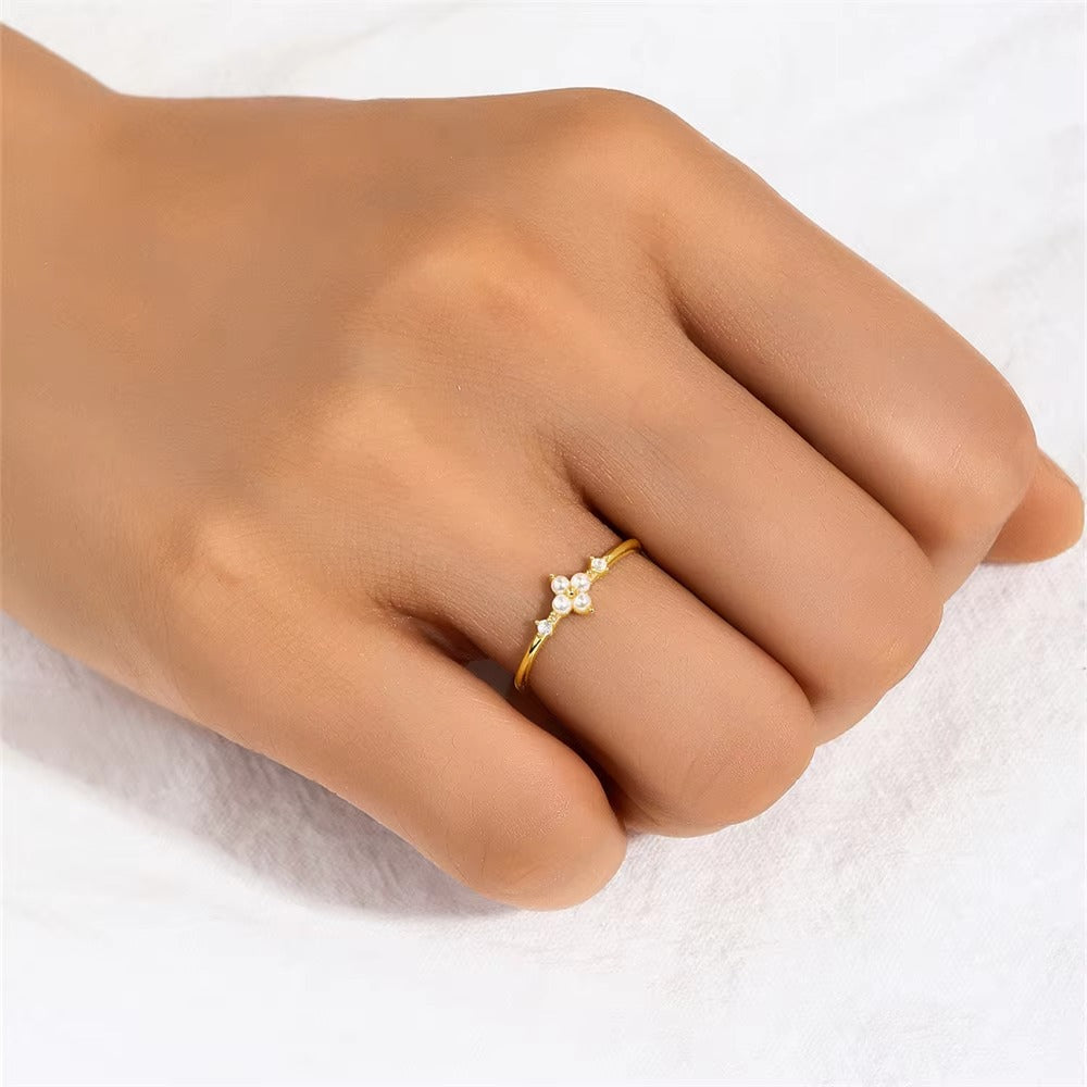 Syracuse Pearls Clover Size #7 Ring