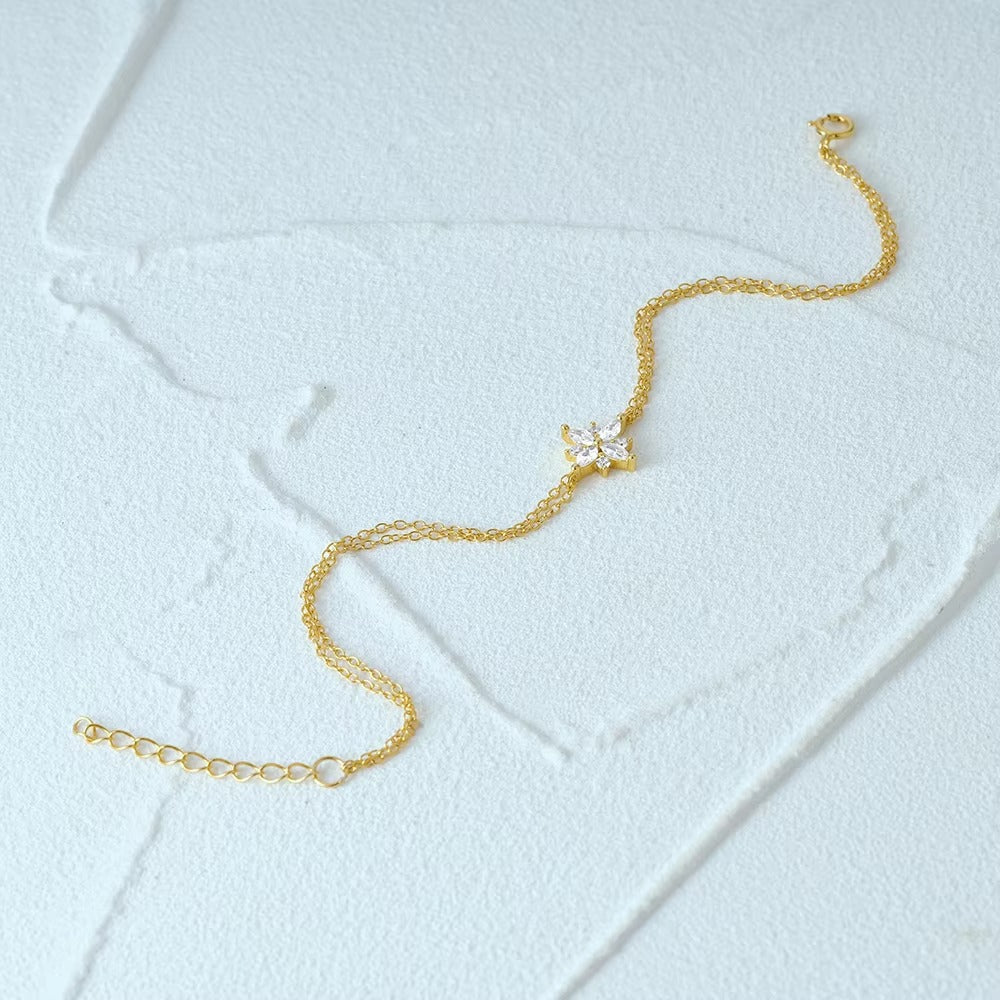 Playa  Double Chain Crystal Flower Gold	Bracelet