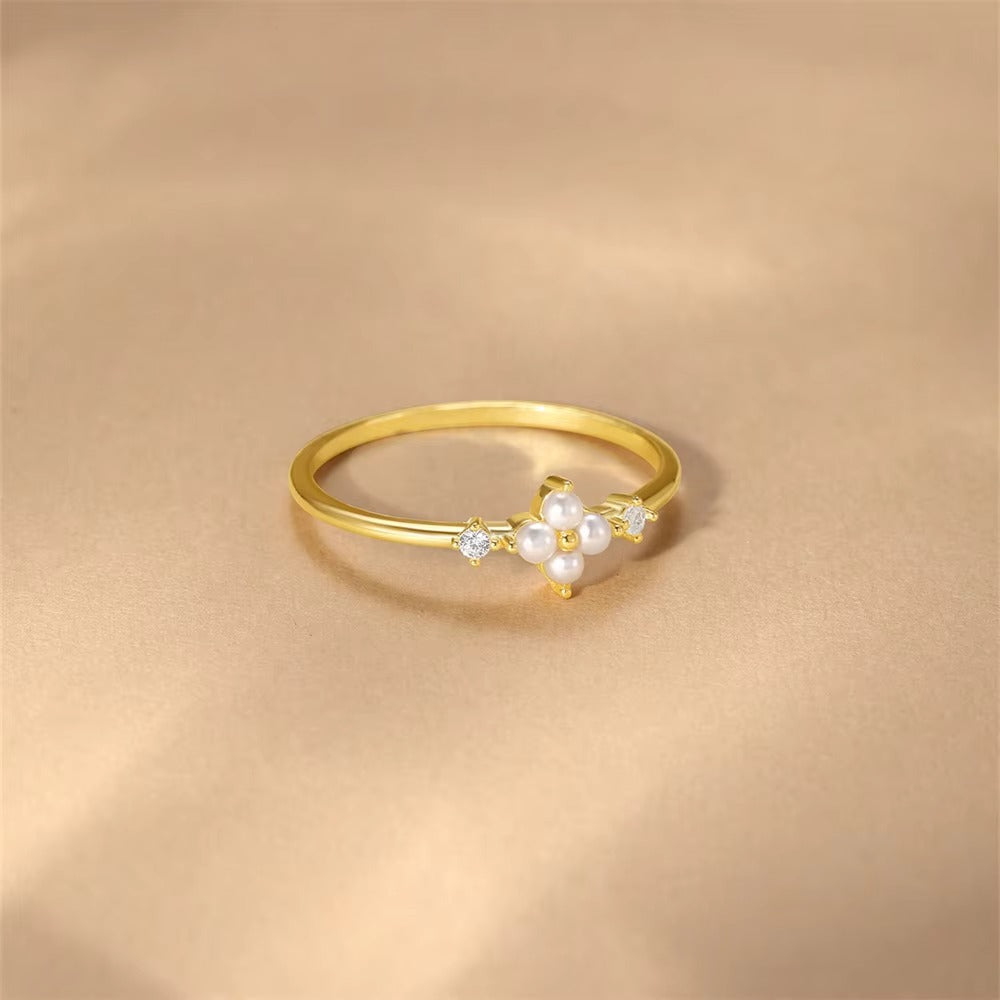 Syracuse Pearls Clover Size #7 Ring