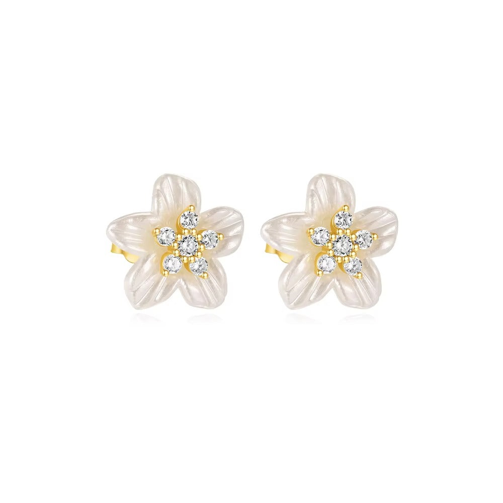 Ulia	Shell Flower Studs