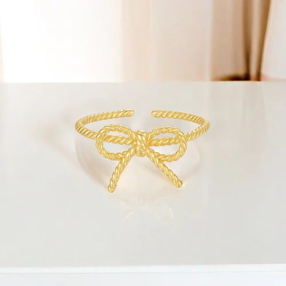 Sunnyvale Gold Bow Adjustable Gold Ring
