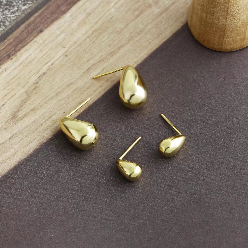 Blou Teardrop Shape Studs