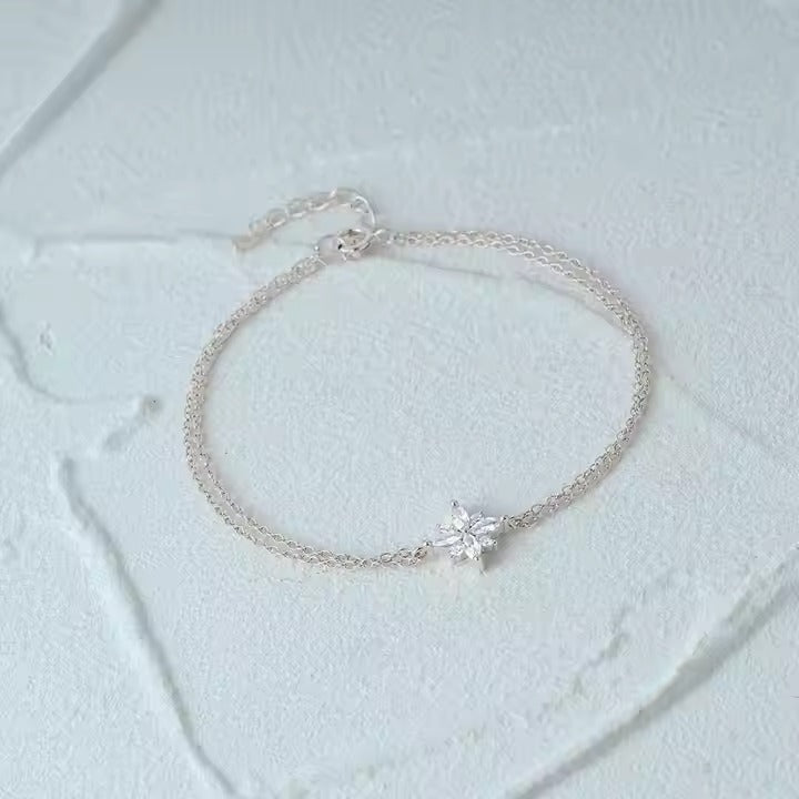 Playa  Double Chain Crystal Flower Silver	Bracelet