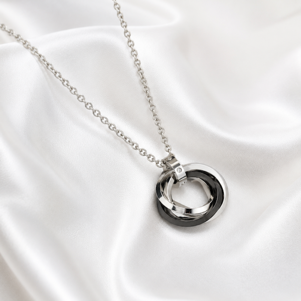 Amara Three Rings Necklace | Waterproof Silver