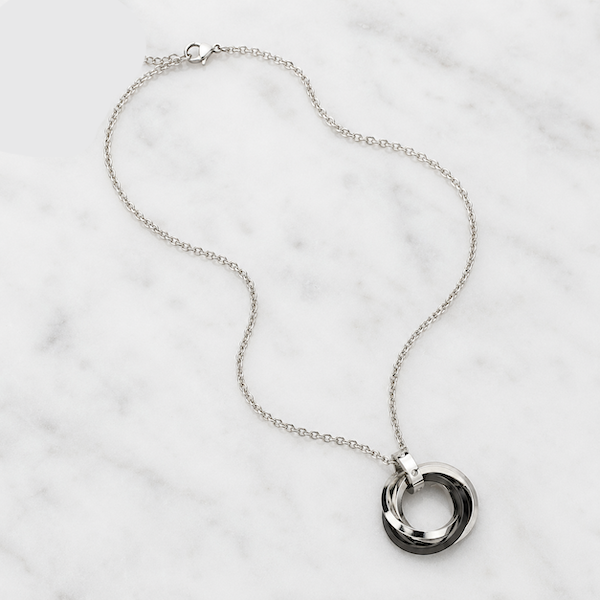 Amara Three Rings Necklace | Waterproof Silver