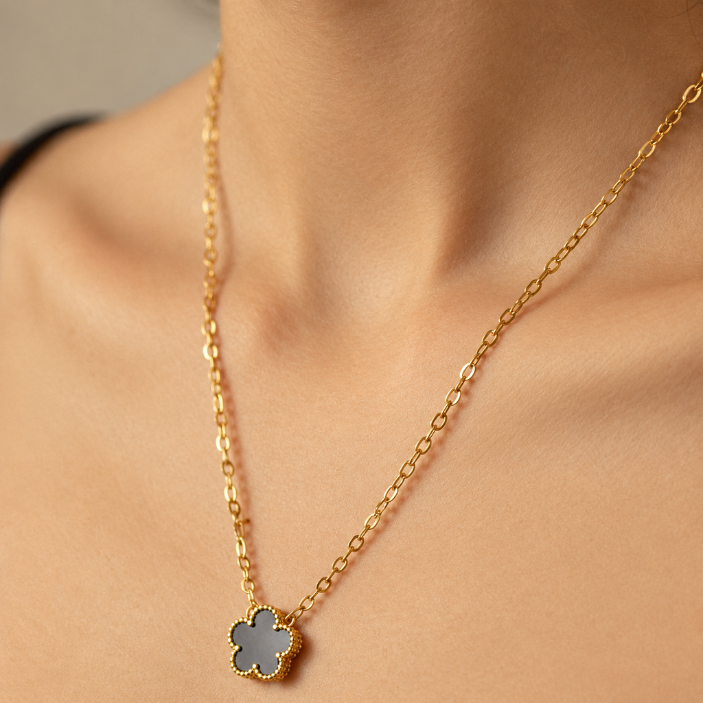Bronte Five-Leaf Black Clover Necklace | Waterproof 18k Gold