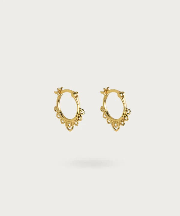 Kira	Hoops Earrings