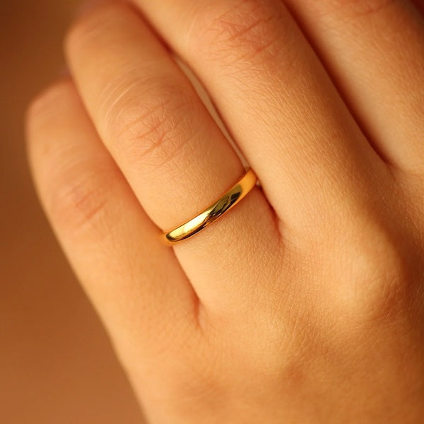 Cora Thin Plain Band Ring | Waterproof 18K Gold