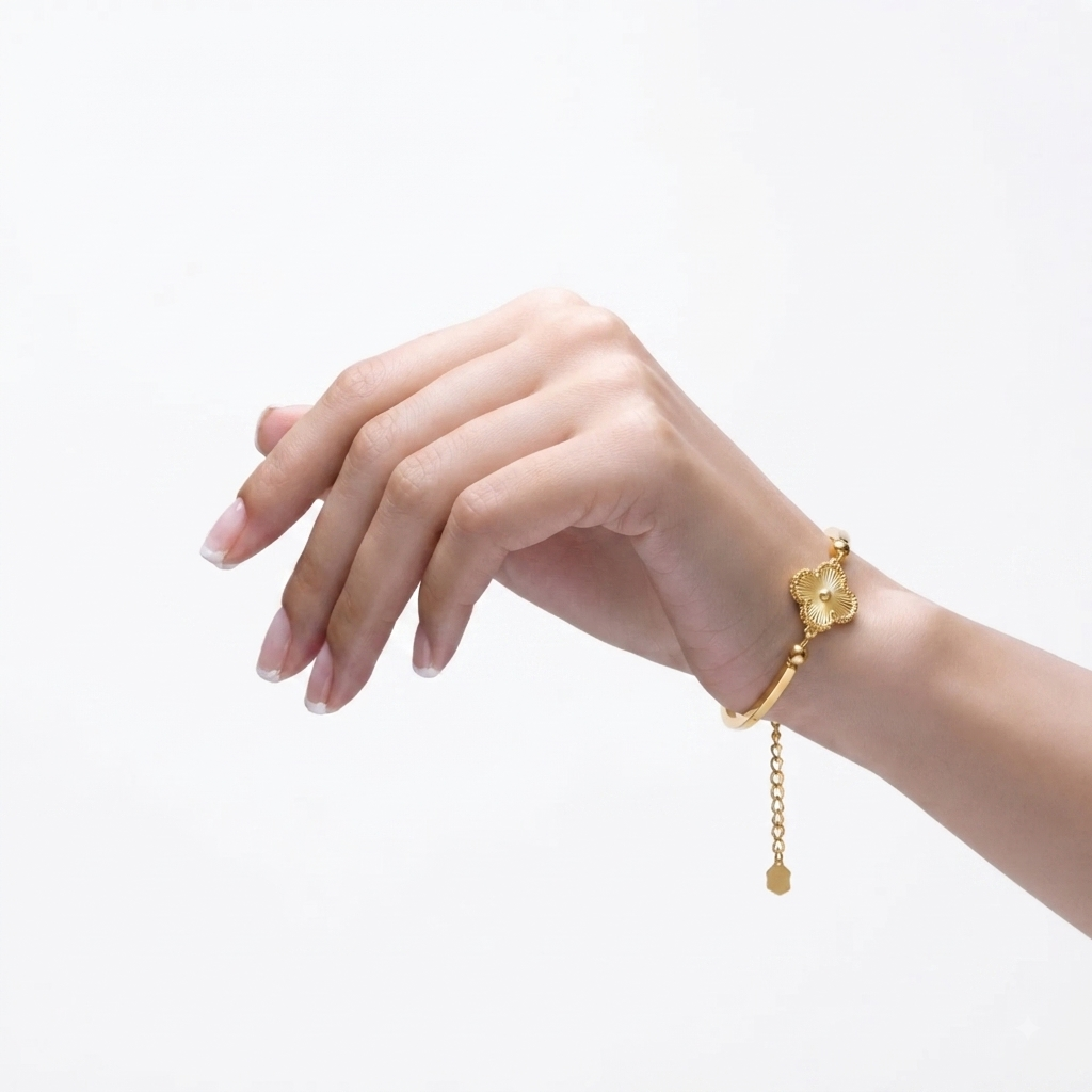 Dakota Gold Four-Leaf Clover Bracelet | Waterproof 18k Gold