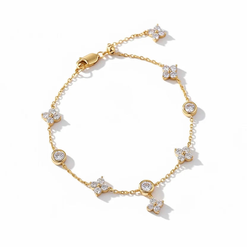 Evora Clover Charm Station Bracelet | Waterproof 18k Gold