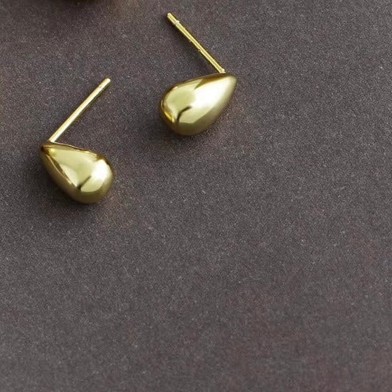 Blou Teardrop Shape Studs