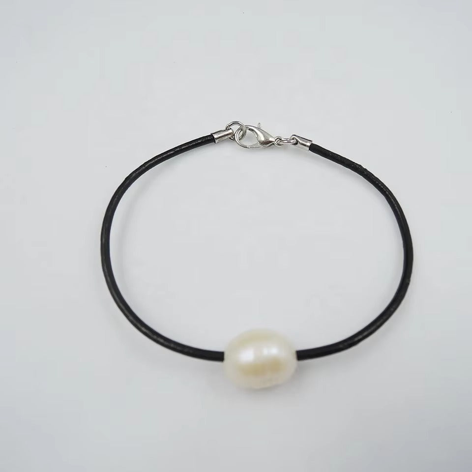 Montgomery	Leather & Sterling Silver AAA Freshwater 11mm Baroque Pearl Bracelet- 16cm Length