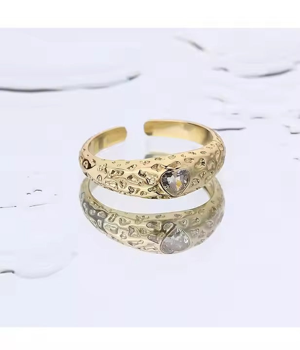 Enchant	Beaten Metal	Size Adjustable Ring