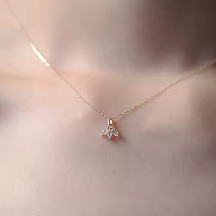 Kailua Clover Pendant	Necklace