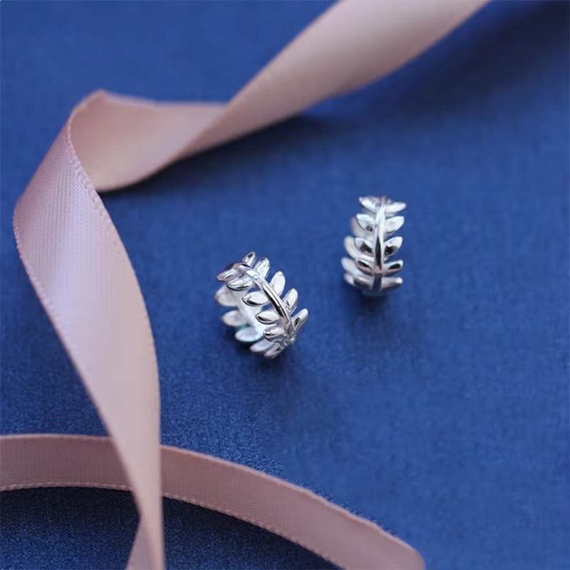 Mesa Leaf Design Silver Hoops