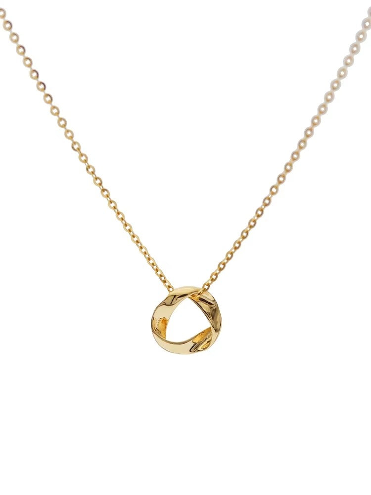 Gilded Twisted Ring Pendant Necklace