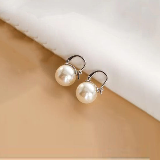 Milli	Sterling Silver AAA Freshwater 11mm Pearl Hoops
