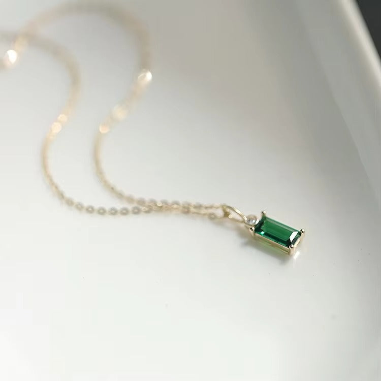 Fortic Emerald Green Pendant Necklace