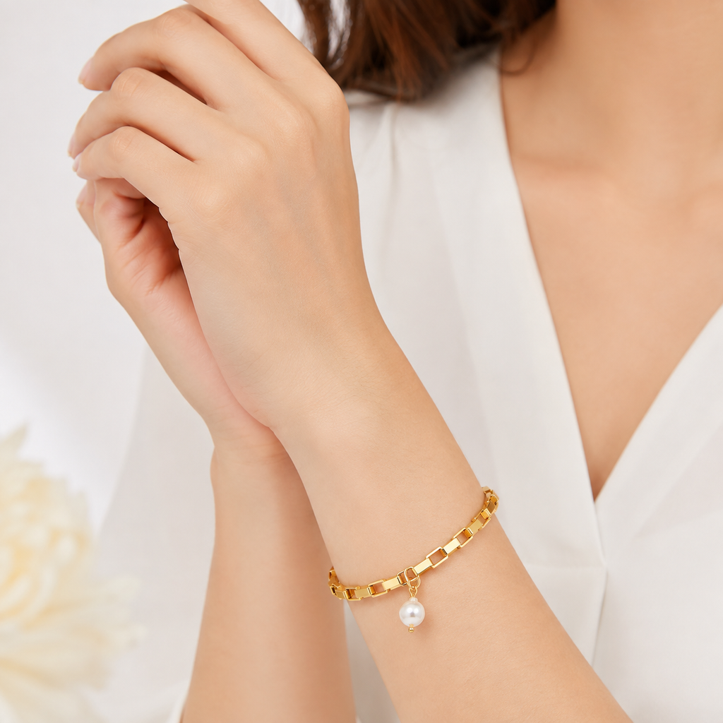 Hattie Pearl Baroque Bracelet | Waterproof 18K Gold