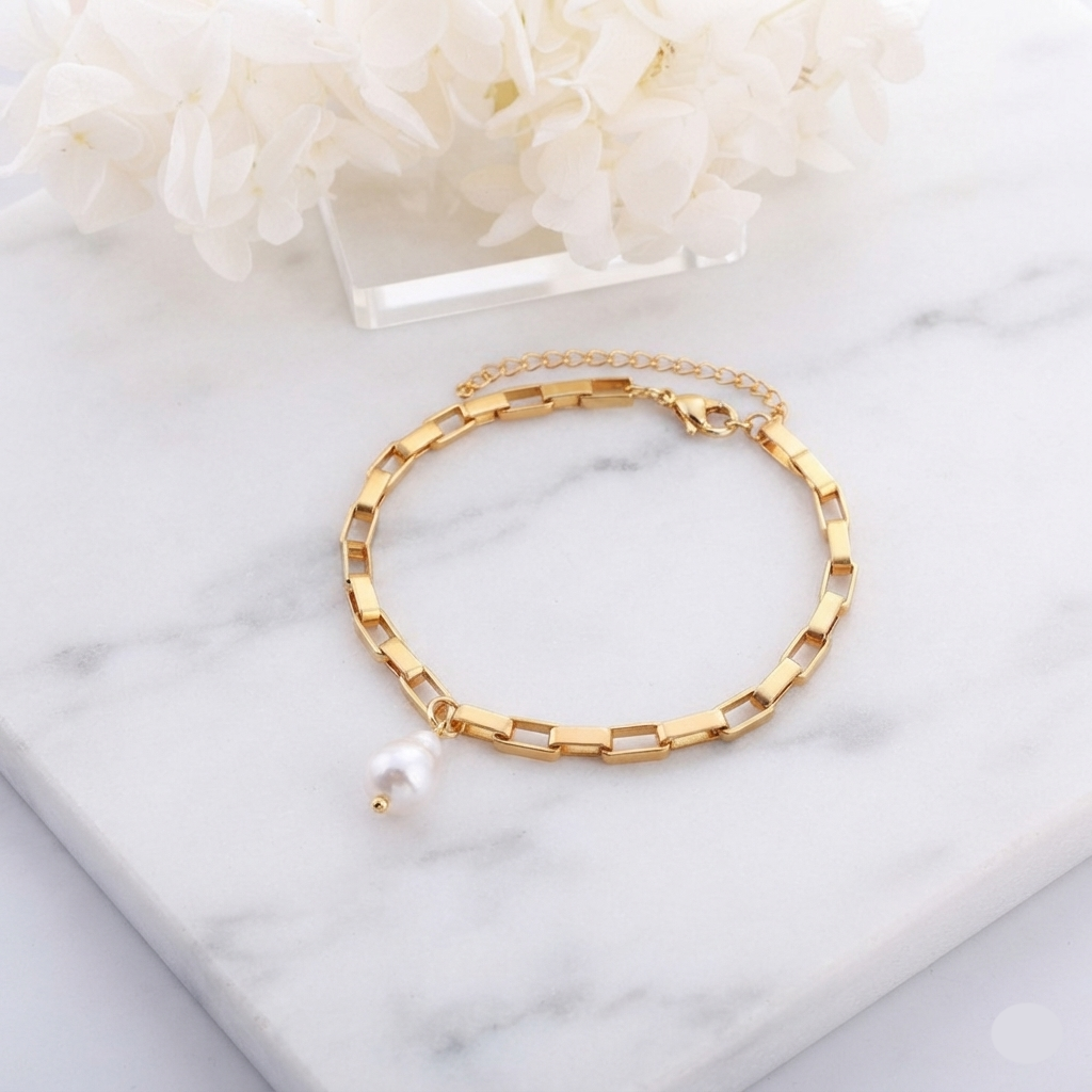 Hattie Pearl Baroque Bracelet | Waterproof 18K Gold