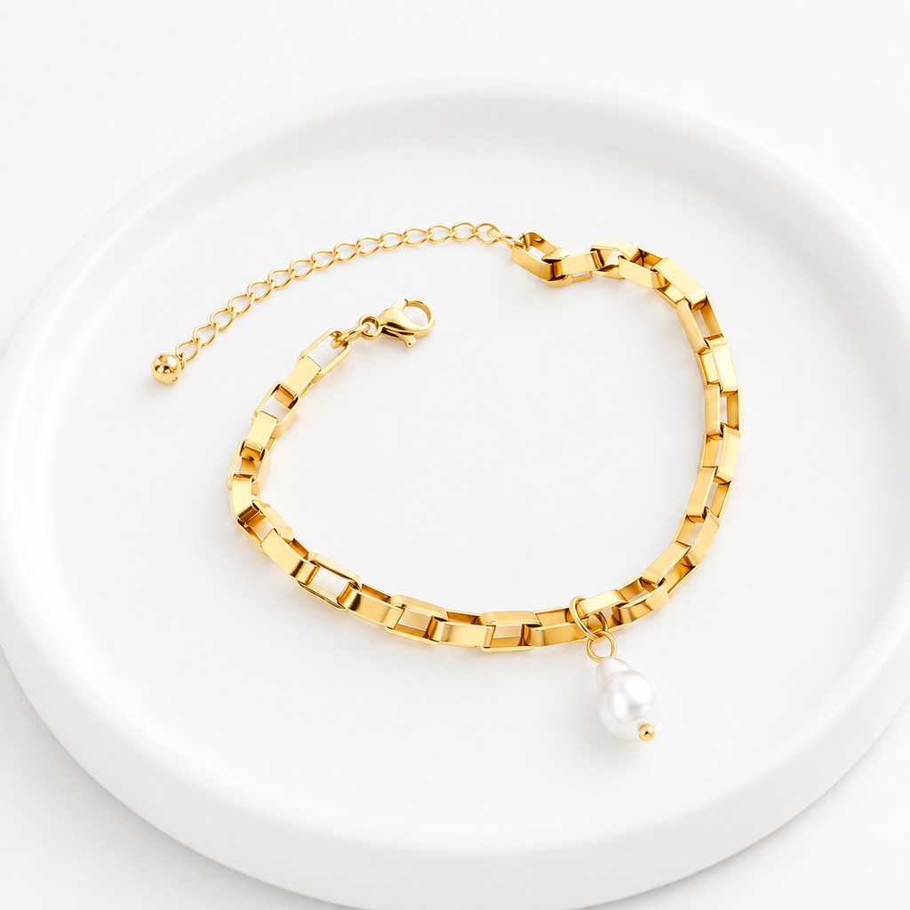 Hattie Pearl Baroque Bracelet | Waterproof 18K Gold