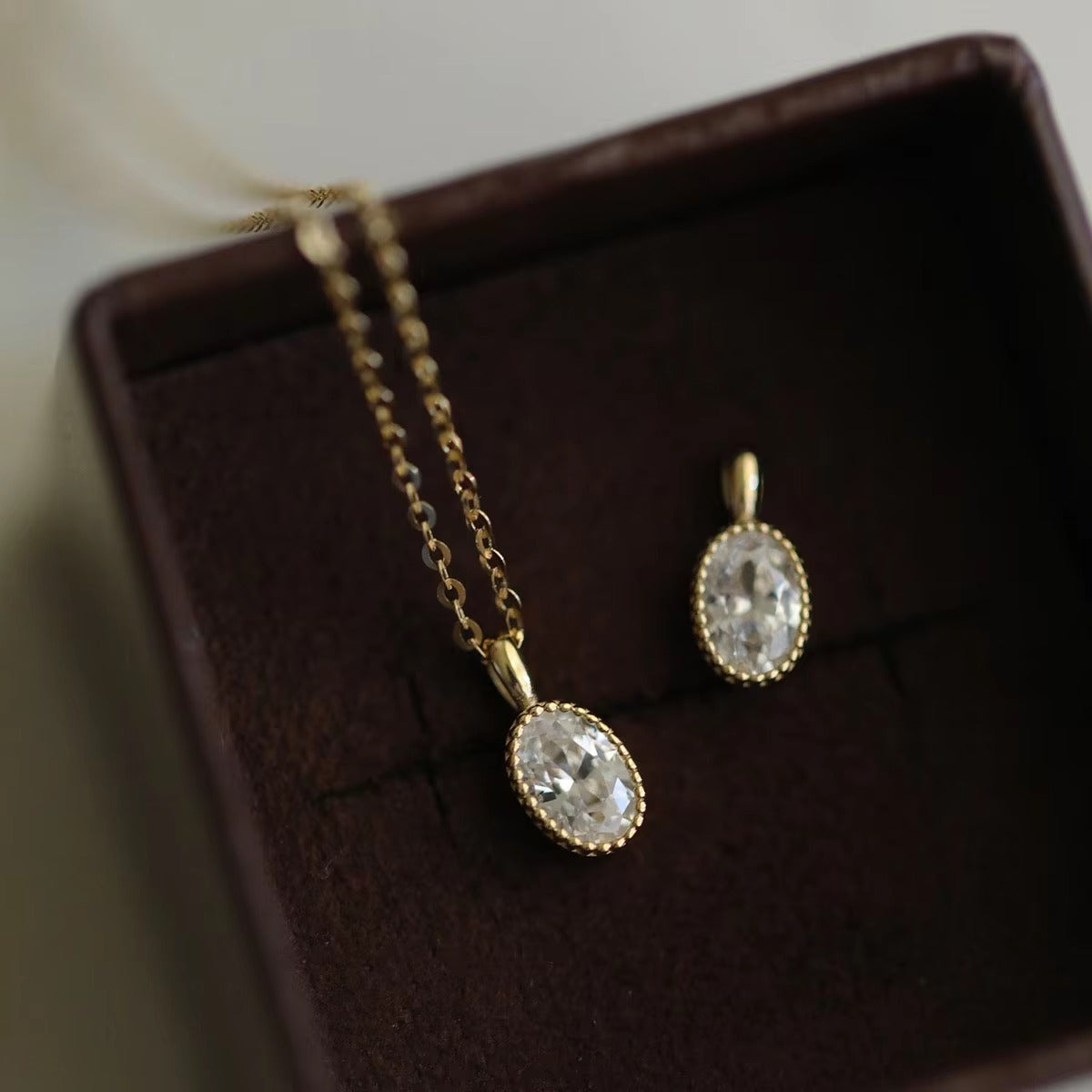 Killeen Oval Crystal Necklace