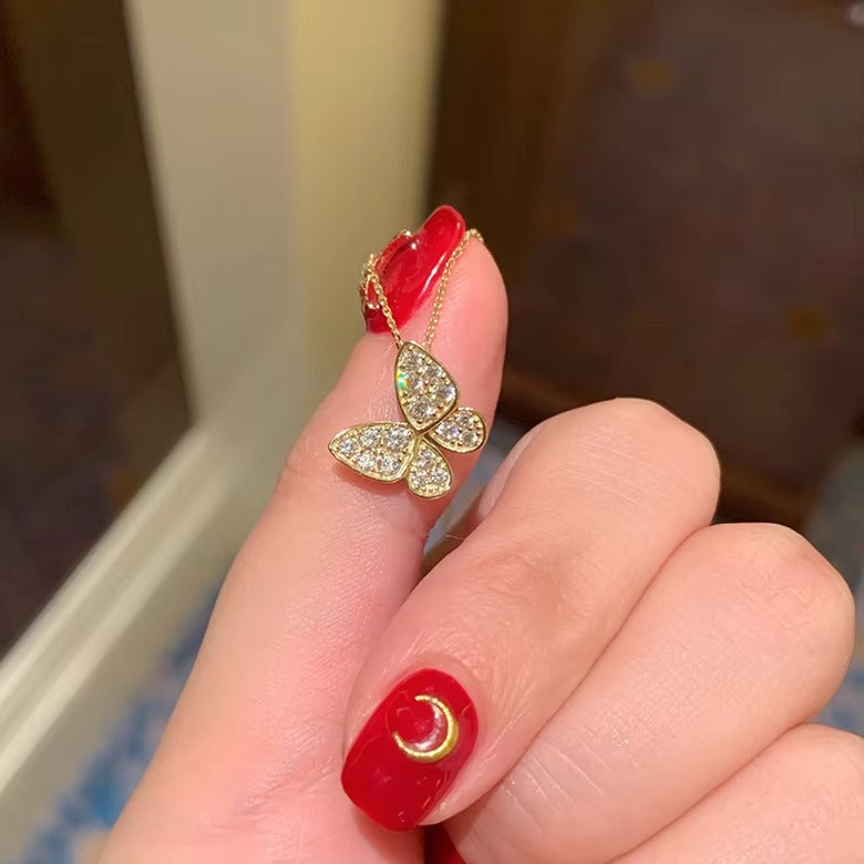 Filig	Butterfly Pendant	Necklace