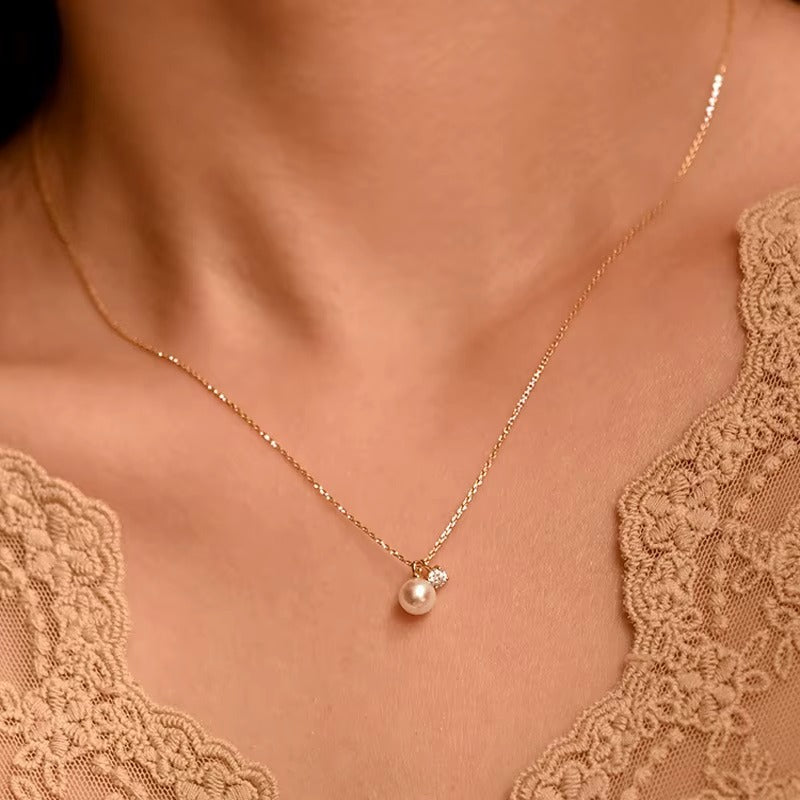 Carol 11mm Pearl Pendant Necklace