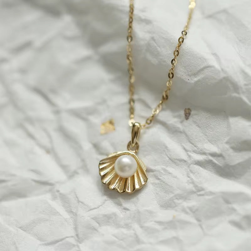 Elena Shell Pearl Pendant Necklace