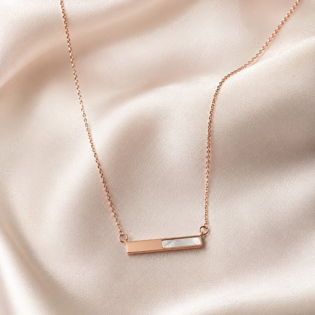 Naera Bar Necklace- Rose gold