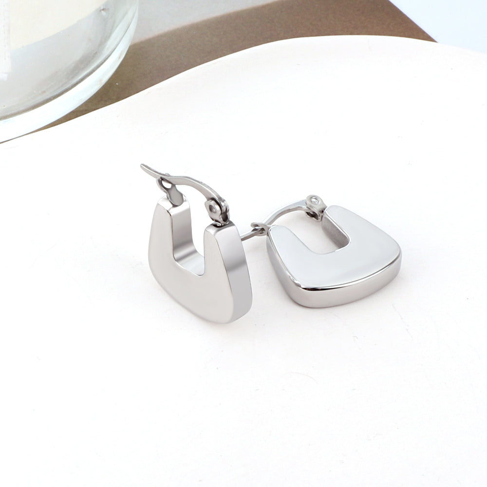 Mirela Chunky U Shape Hoops | Waterproof 18K Gold & Silver