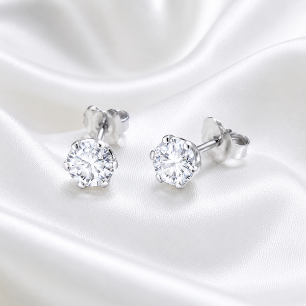 Luna Round Cut Solitaire CZ Studs  | Waterproof Silver 4MM