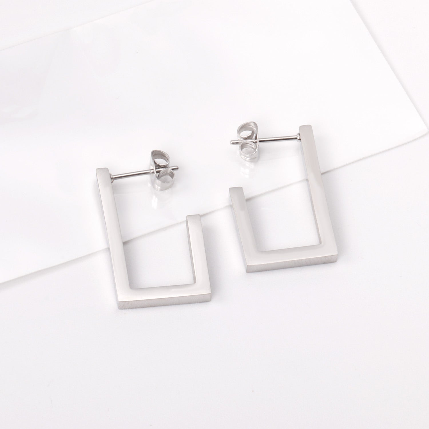 Júlia Plain U-Shape Hoops