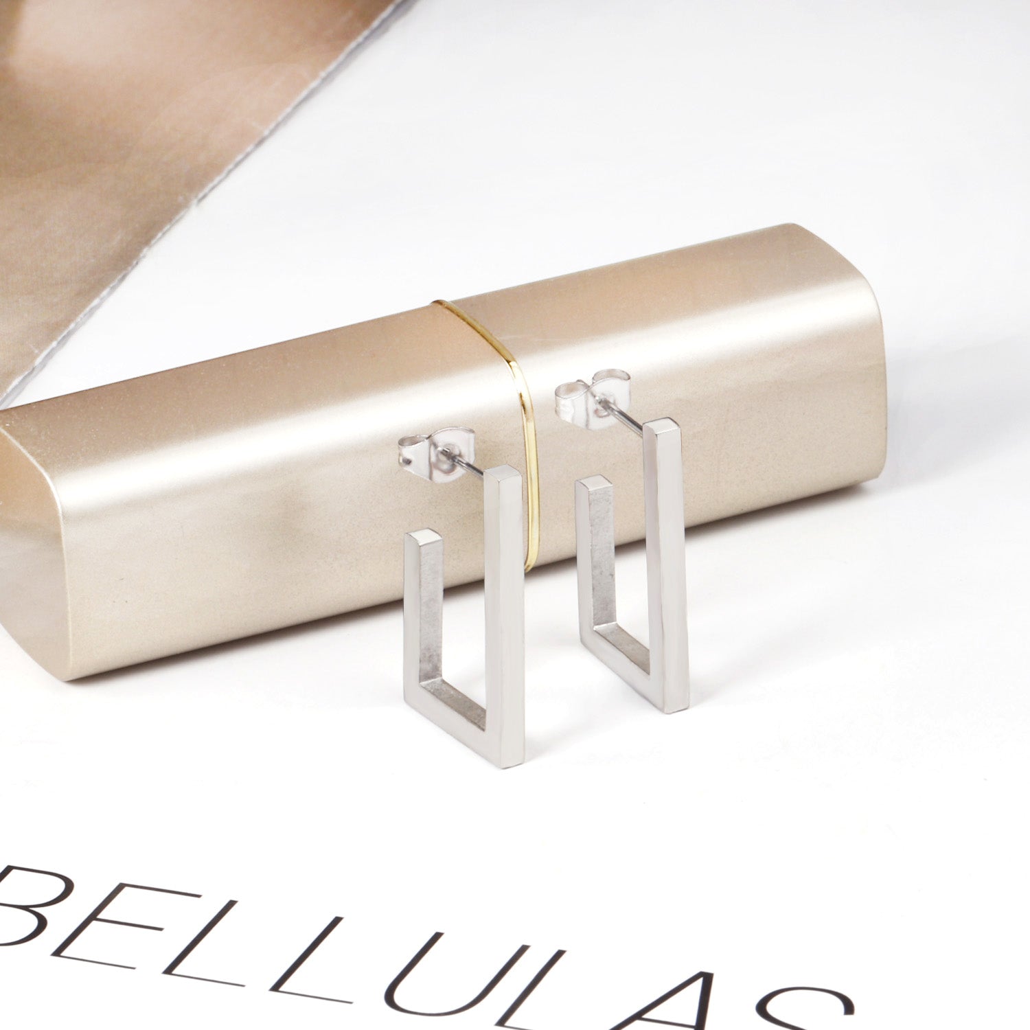 Júlia Plain U-Shape Hoops
