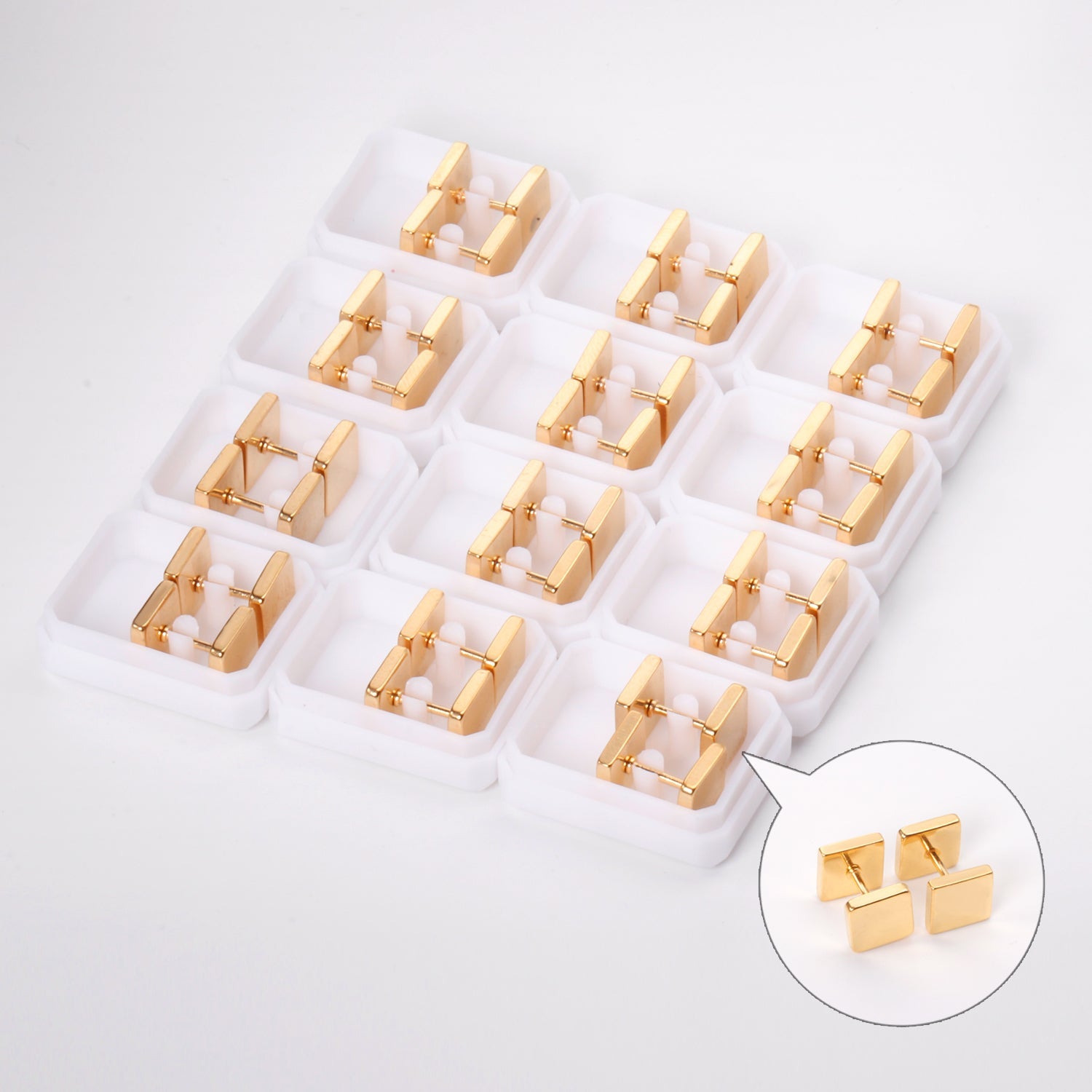 Beatriz Square  Flat Back Studs