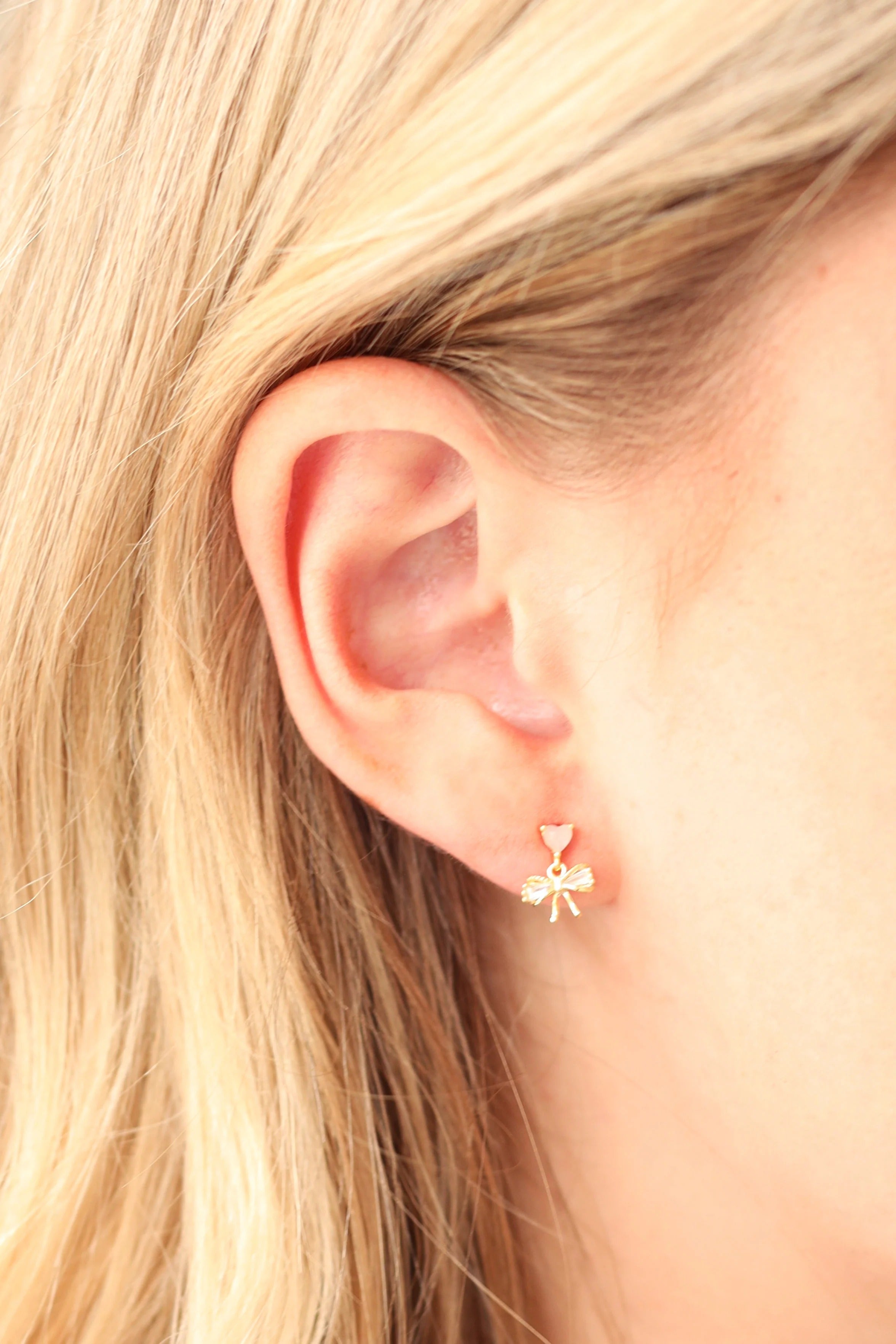 Rubel Light Rose Drops Earring