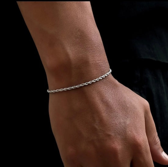 Giselle Twisted Chain Bracelet | Waterproof Silver Steel