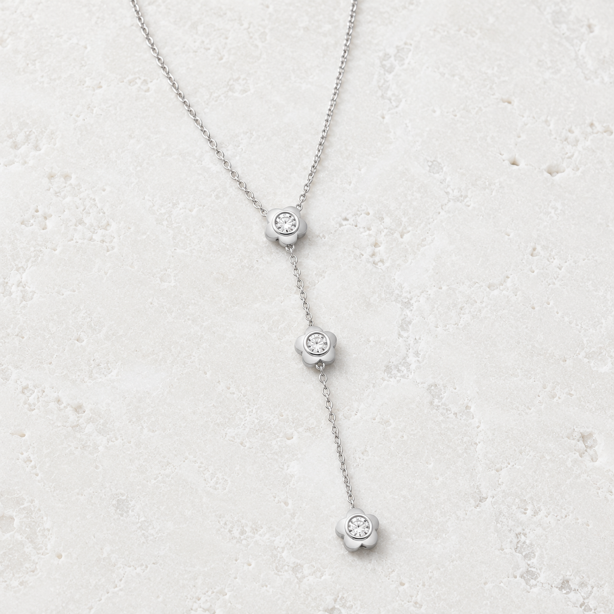 Flo Clover Y Necklace | Waterproof 18k Gold & Silver