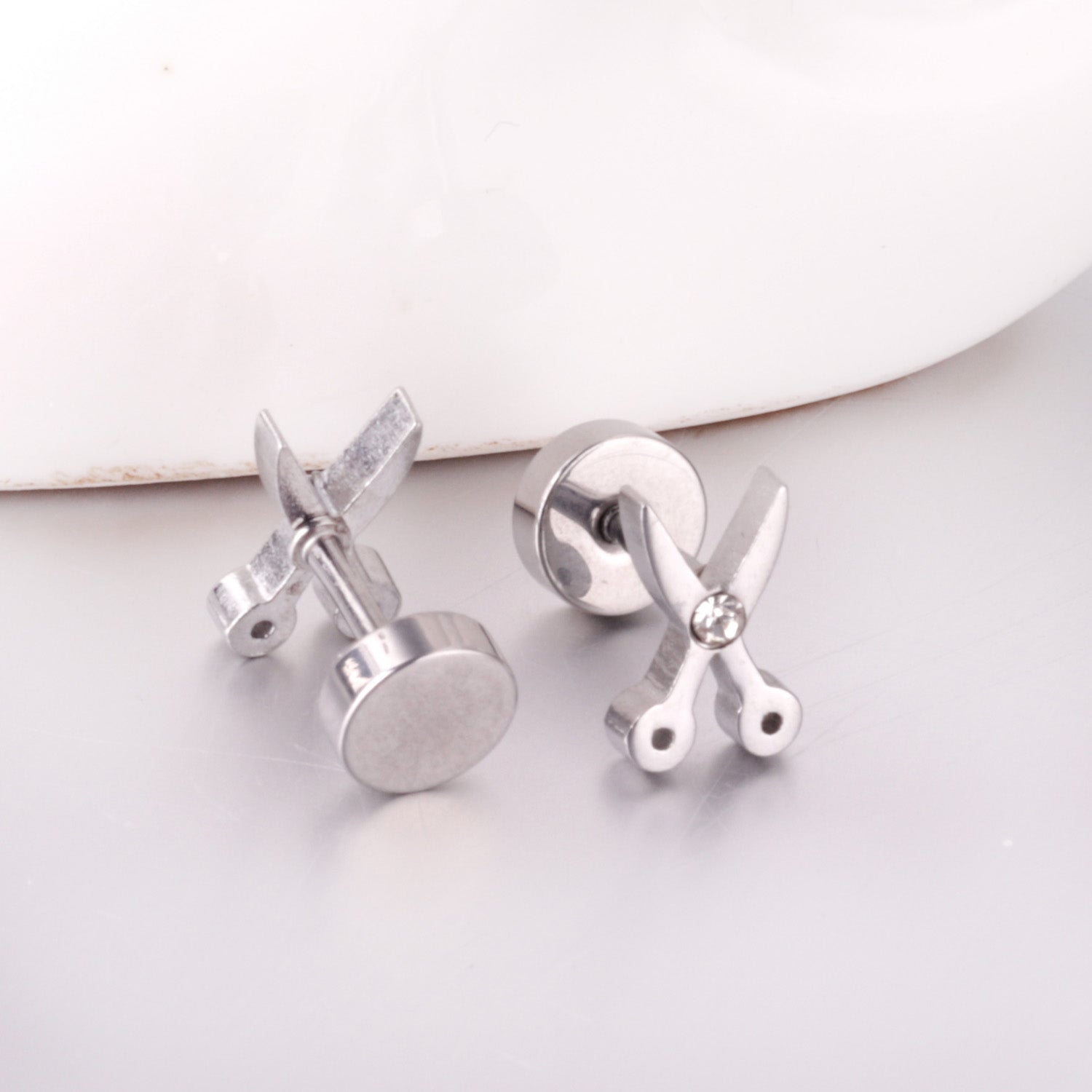 Beletriz Snippy Scissors Flat Back Studs