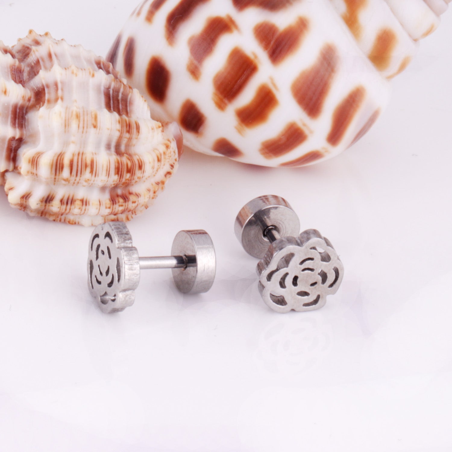 Dora Rose Flower	Flat Back Studs