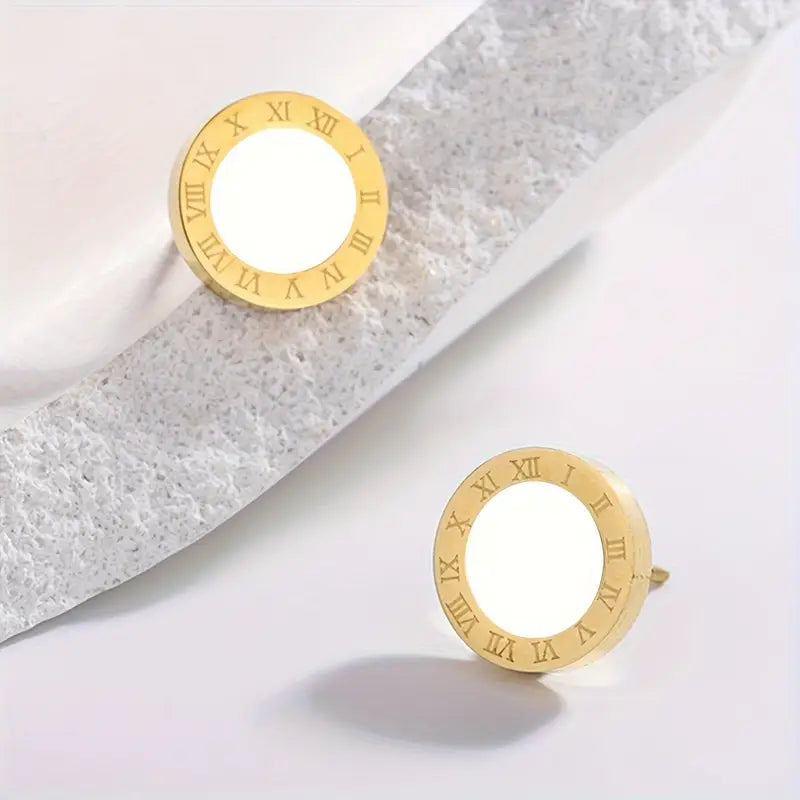 Eloá	Roman Numeral Round Studs -Gold